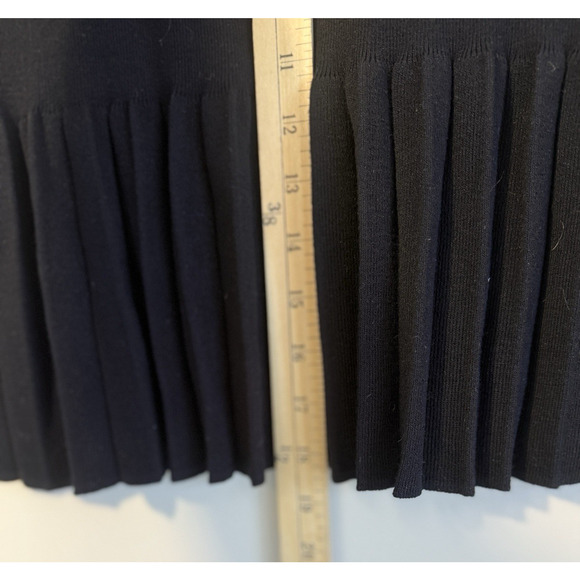 Catherine Malandrino Design Nation Size S Black Knit Mini Skirt Pleated Hem NWT - Picture 3 of 7